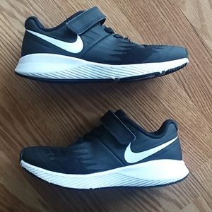 Nike Star Runner